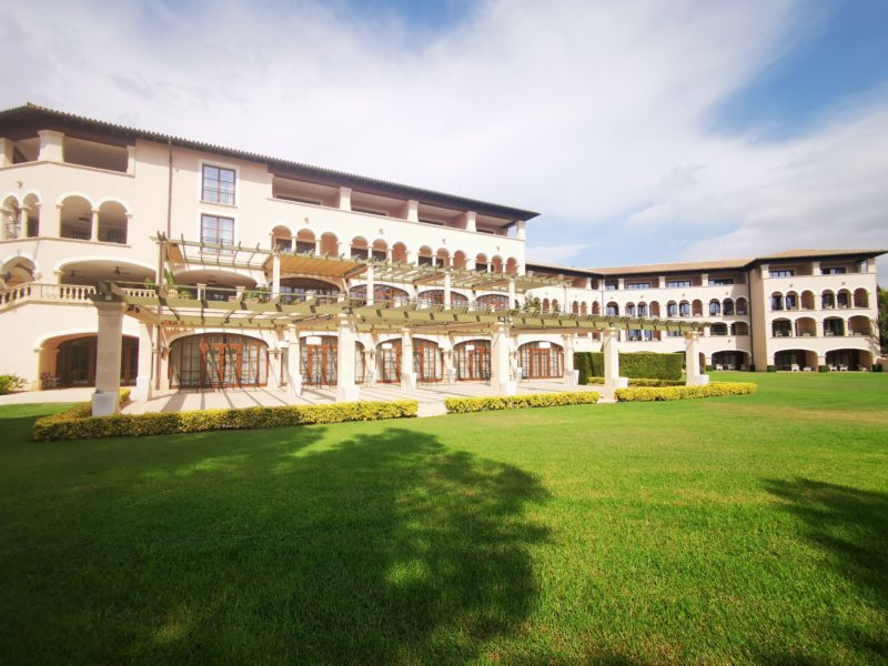 The St. Regis Mardavall Mallorca Resort